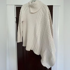 Vince Camuto Sweater